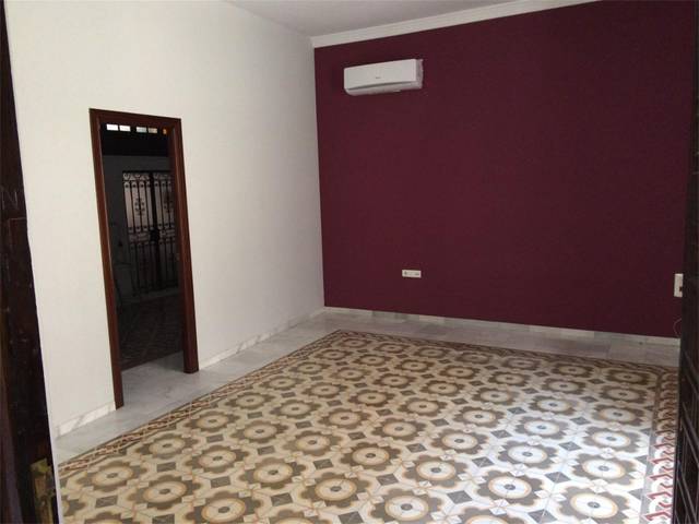 Local comercial en Alquiler en Calle Obispo Domínguez Valdecañas en San Francisco