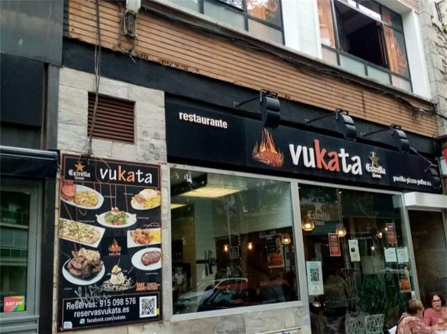 Local comercial en Venta en Calle de Maqueda, 138 en Aluche