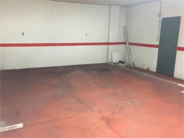 Garaje en Alquiler en Calle Gibraltar Español, 8 en Torrijos