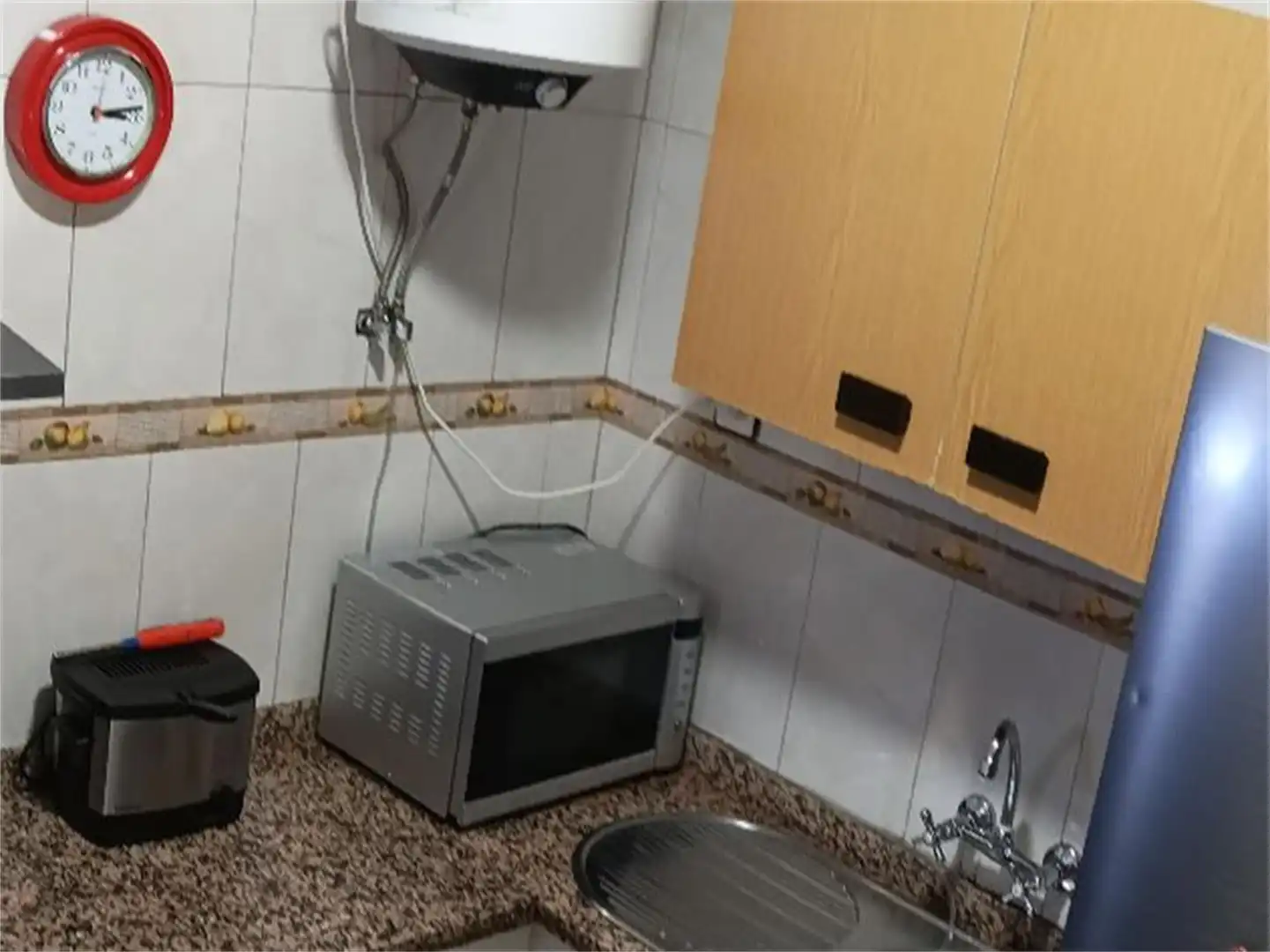 Cuina de Casa o xalet en venda en Villanueva del Río y Minas amb Aire condicionat, Terrassa i Balcó