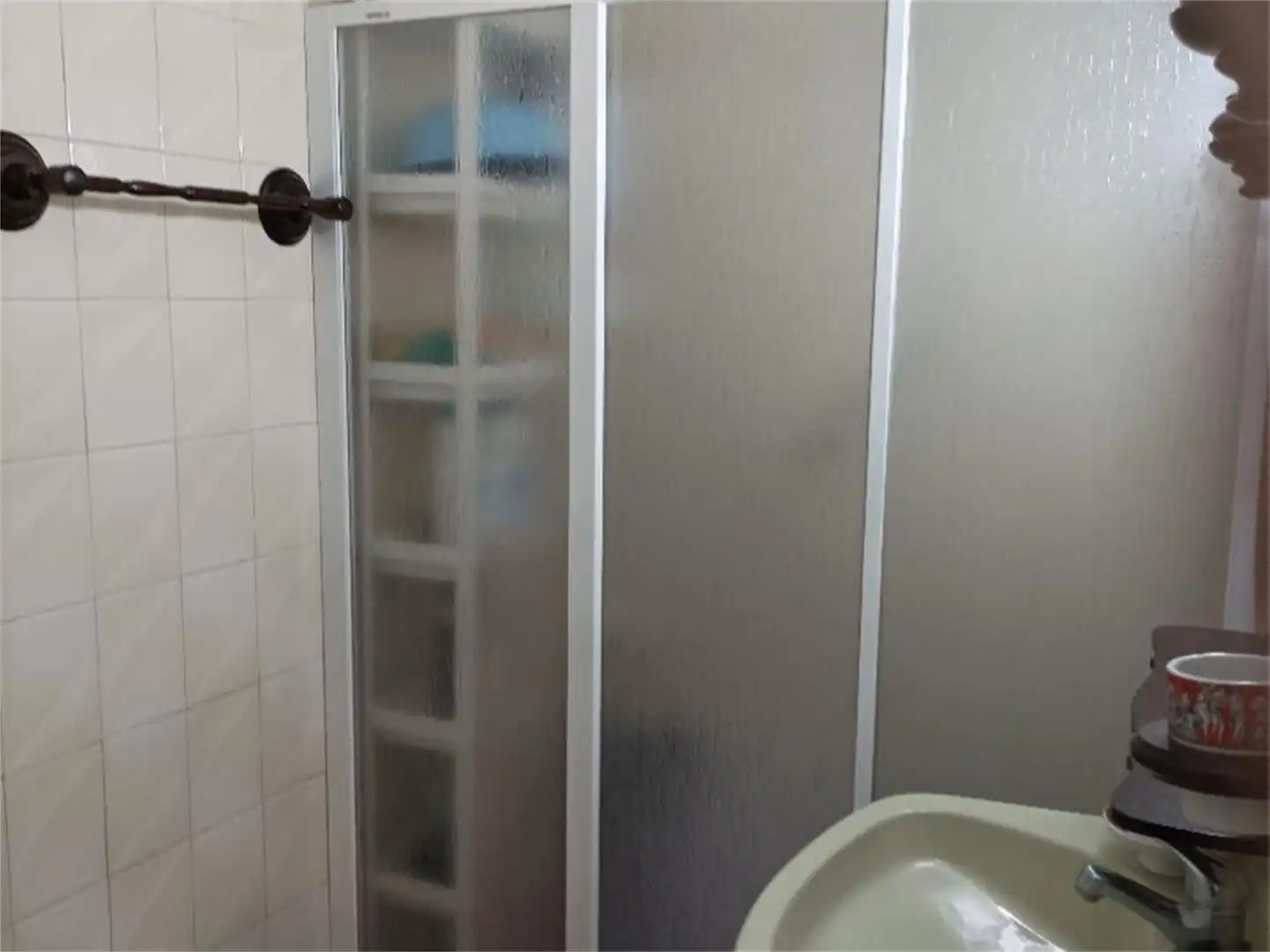Bany de Casa o xalet en venda en Villanueva del Río y Minas amb Aire condicionat, Terrassa i Balcó
