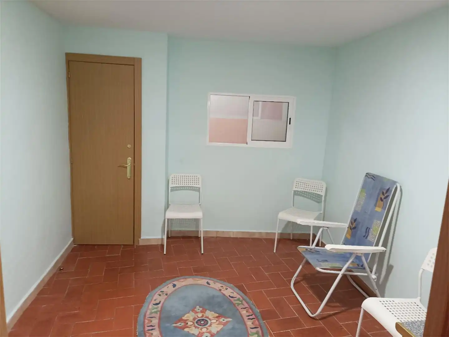 Dormitori de Casa o xalet en venda en Villanueva del Río y Minas amb Aire condicionat, Terrassa i Balcó