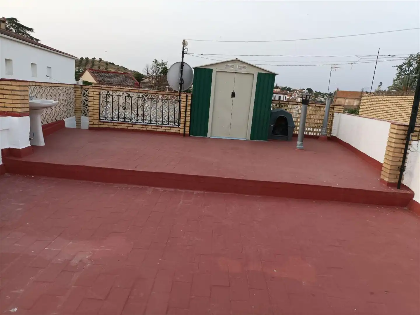 Terrassa de Casa o xalet en venda en Villanueva del Río y Minas amb Aire condicionat, Terrassa i Balcó