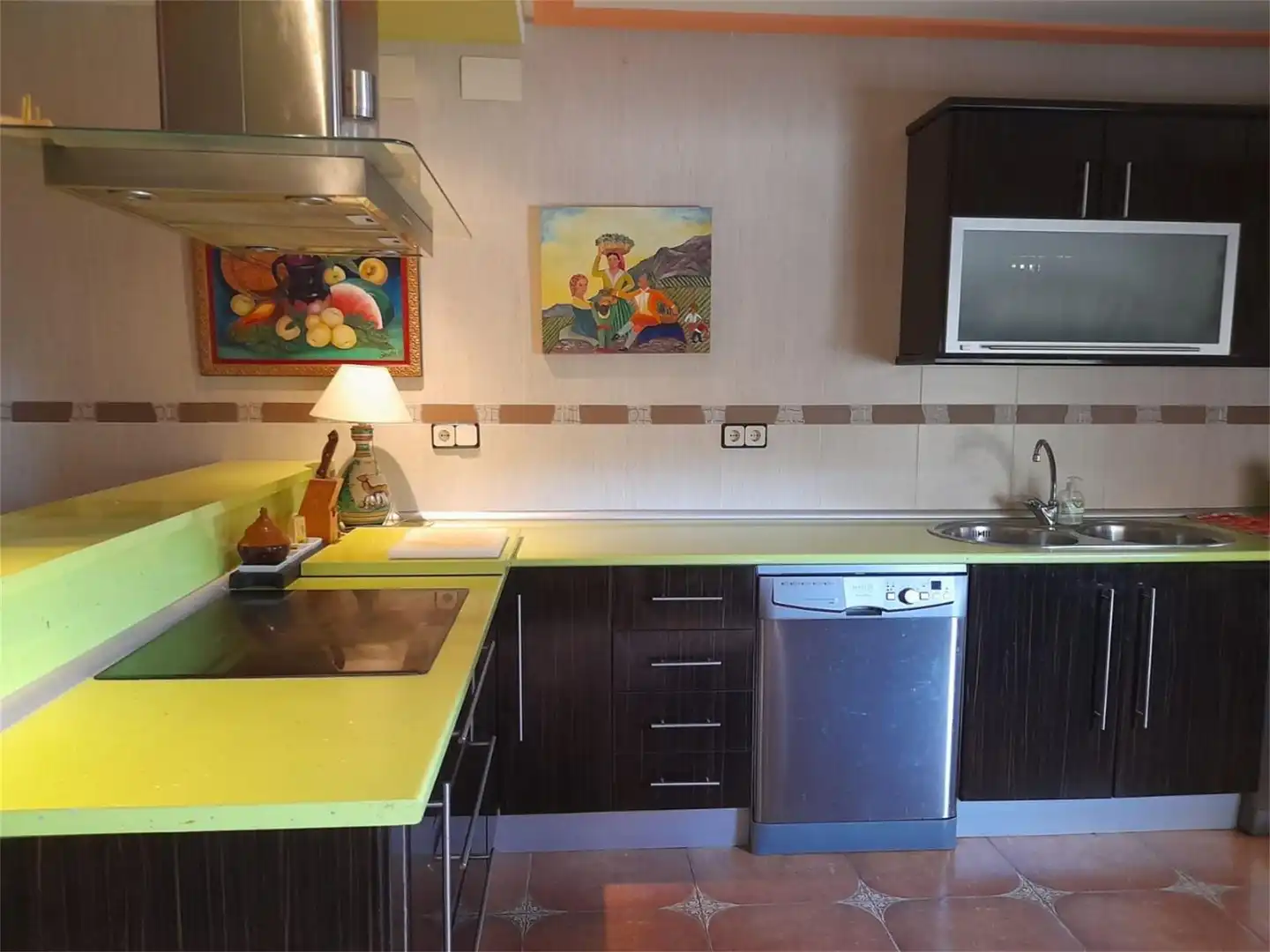 Cuina de Casa adosada en venda en Viso del Marqués amb Aire condicionat, Jardí privat i Parquet