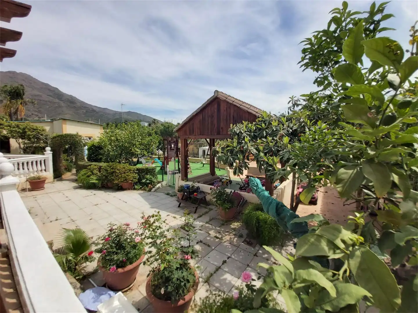 Jardí de Finca rústica en venda en Estepona amb Aire condicionat, Terrassa i Piscina