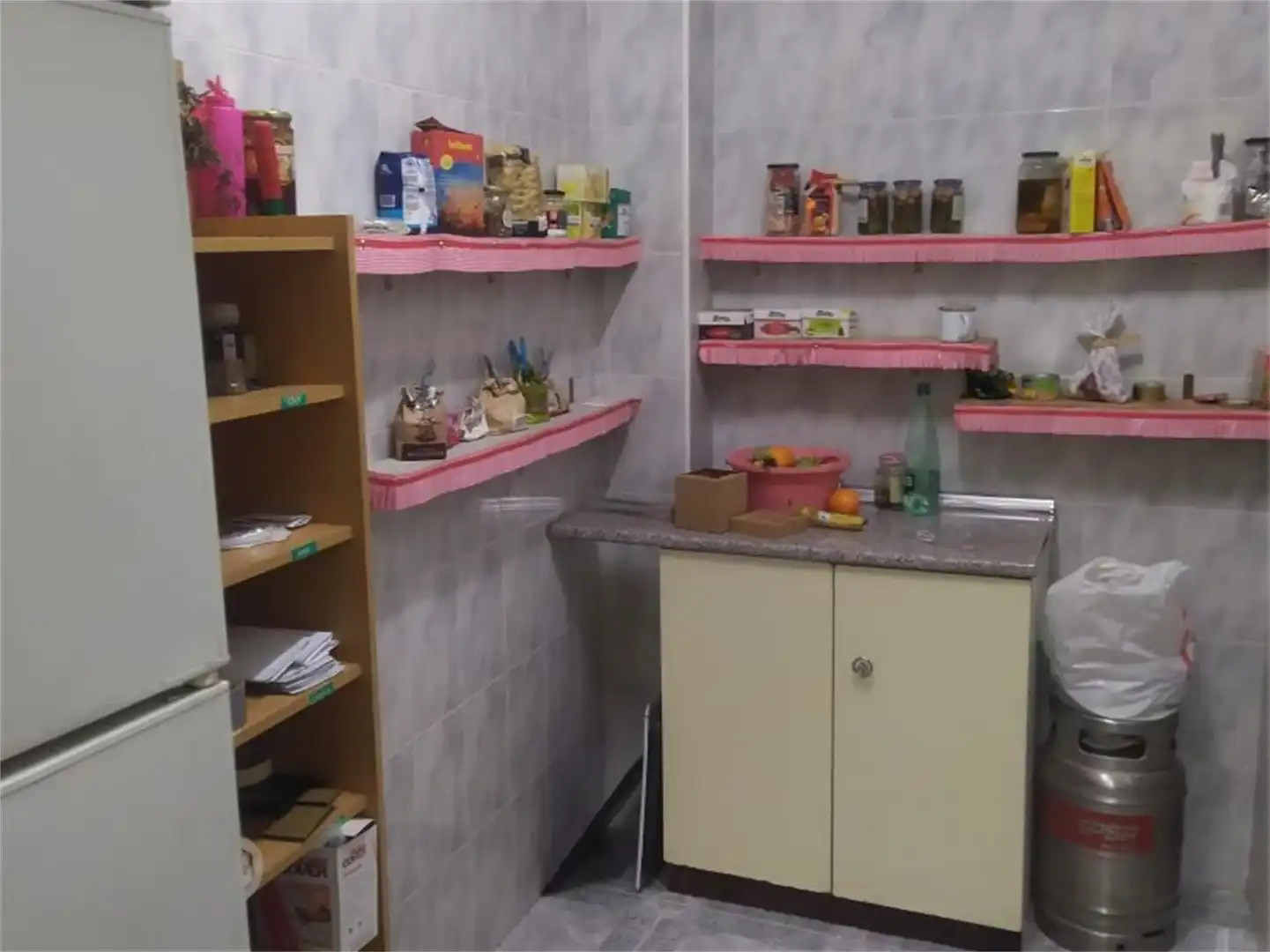 Flat for sale in Calle Reina Regente, Belalcázar Kitchen of Flat for sale in Belalcázar with Air Conditioner, Furnished and Balcony