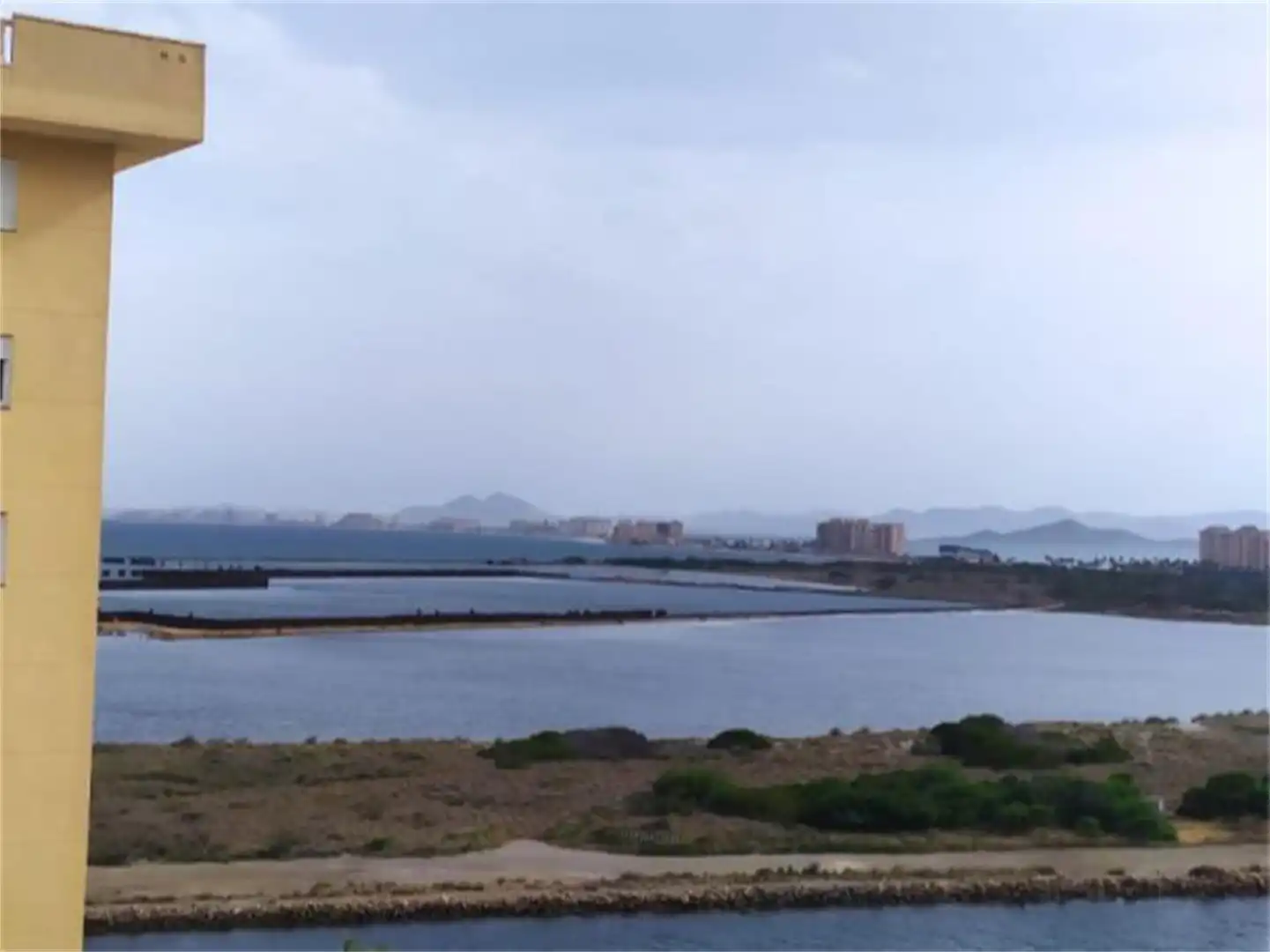 Pis de lloguer en La Manga del Mar Menor amb Jardí privat, Terrassa i Piscina