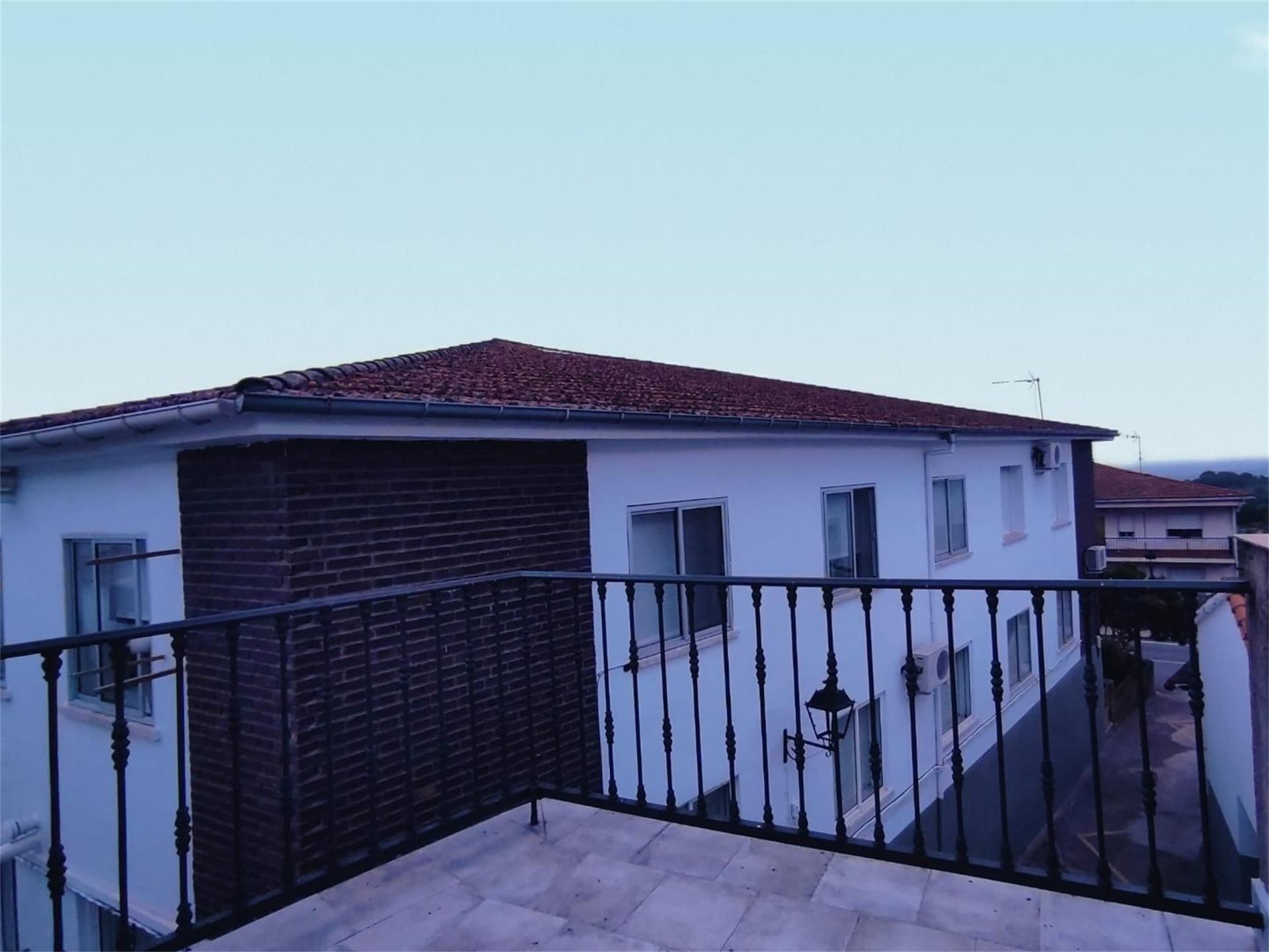 Vista exterior de Pis en venda en Talaveruela de la Vera amb Aire condicionat, Calefacció i Terrassa