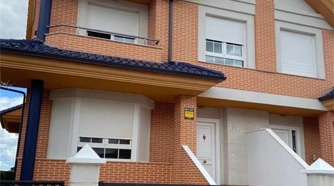 Photo 3 of Houses for sale in Calle Rey Fernando, Villaquilambre, León