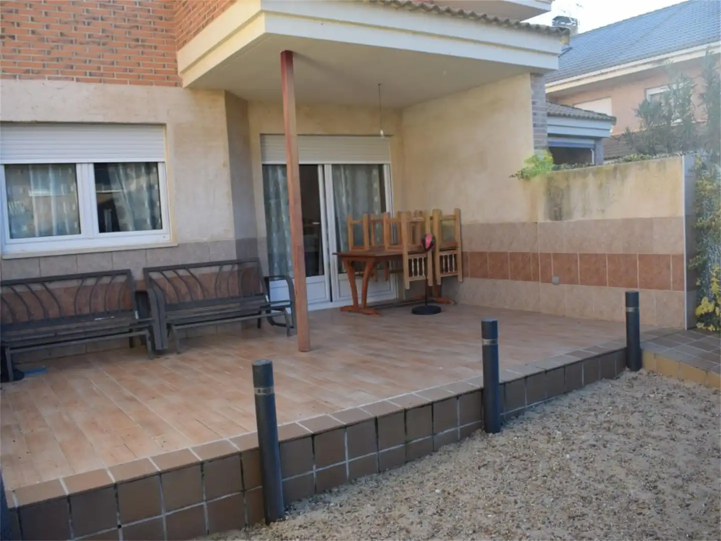 Casa o chalet en venta en Calle D. Andrés Cid, 5, Monfarracinos Terraza de Casa o chalet en venta en Monfarracinos con Aire acondicionado y Piscina