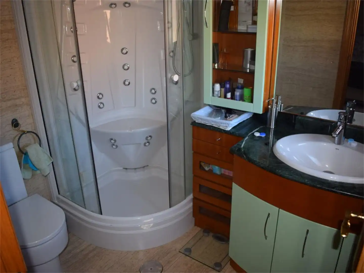 Casa o chalet en venta en Calle D. Andrés Cid, 5, Monfarracinos Baño de Casa o chalet en venta en Monfarracinos con Aire acondicionado y Piscina