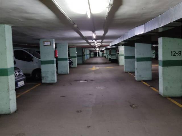 Garaje en Venta en Paseo de las Acacias en Acacias