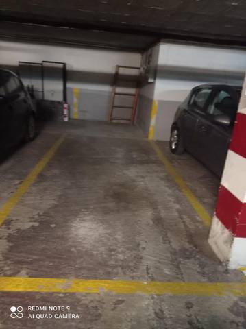 Garaje en Alquiler en Calle Luis Montoto, 128 en La Buhaira
