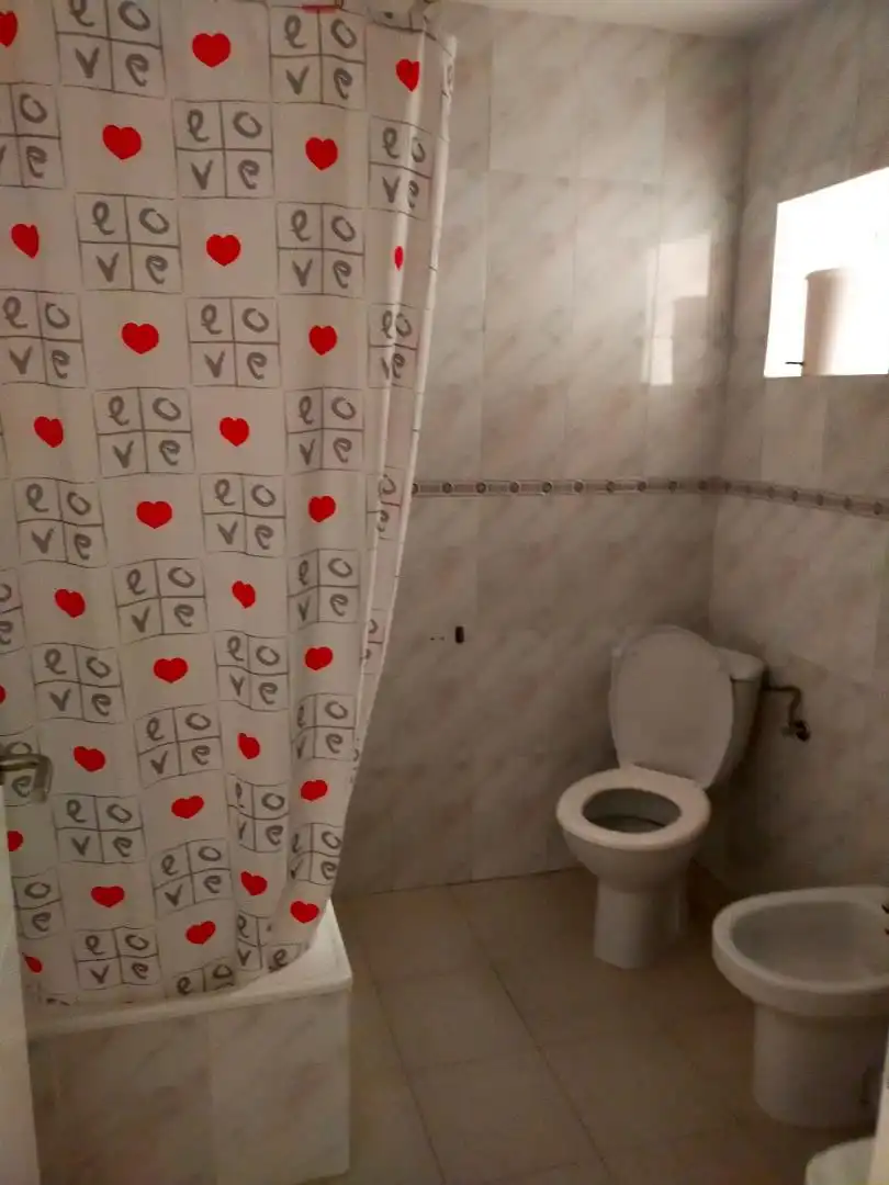 Flat for rent in Calle Amargura, Centro Bathroom of Flat for rent in Puerto Real with Furnished, Oven and Washing machine