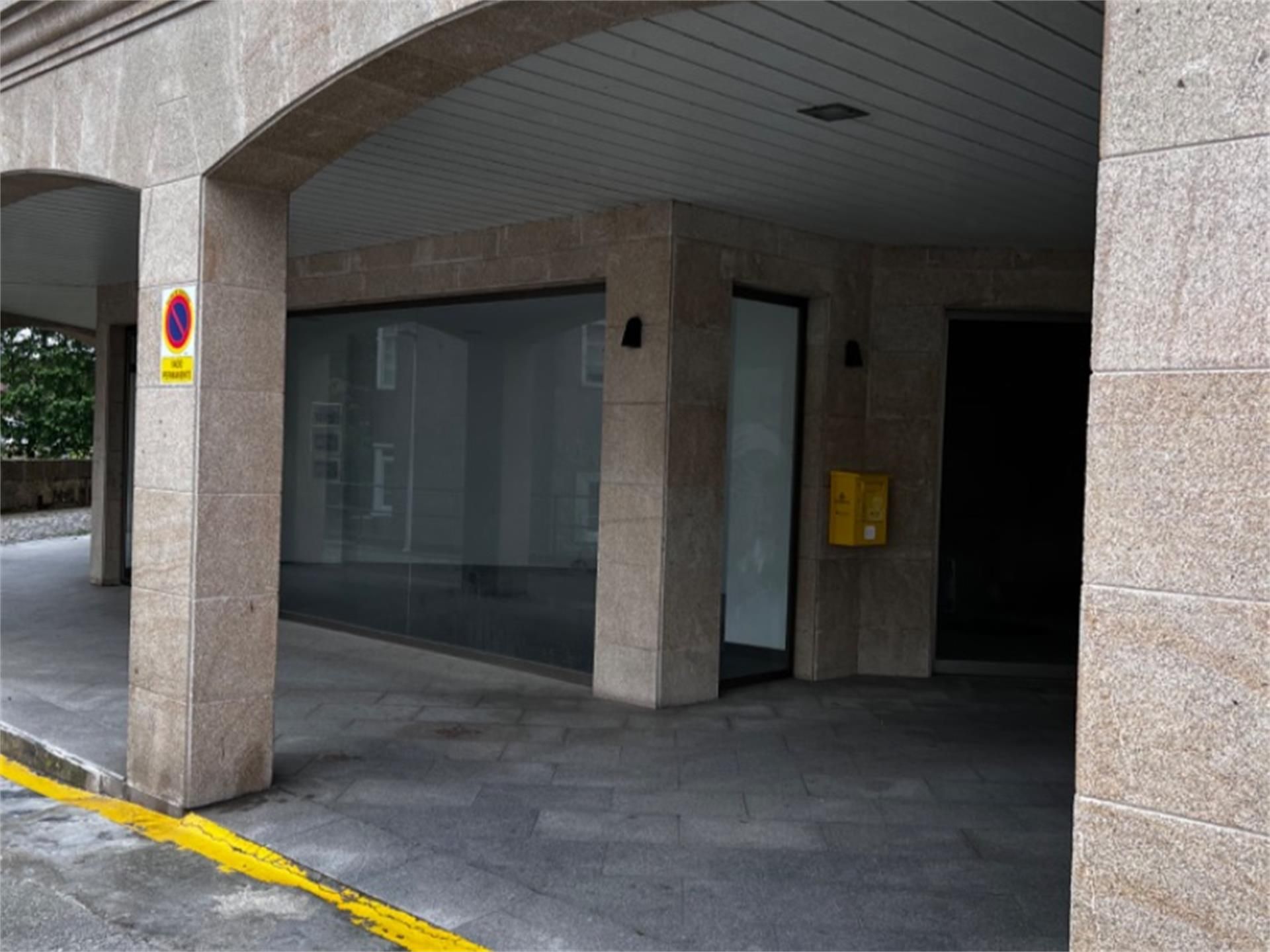 Garage to rent in A Illa de Arousa 
