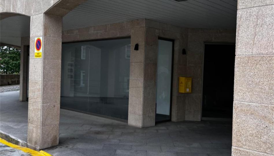 Foto 1 de Garatge de lloguer a Rúa Marqués de Bradomín, A Illa de Arousa , Pontevedra