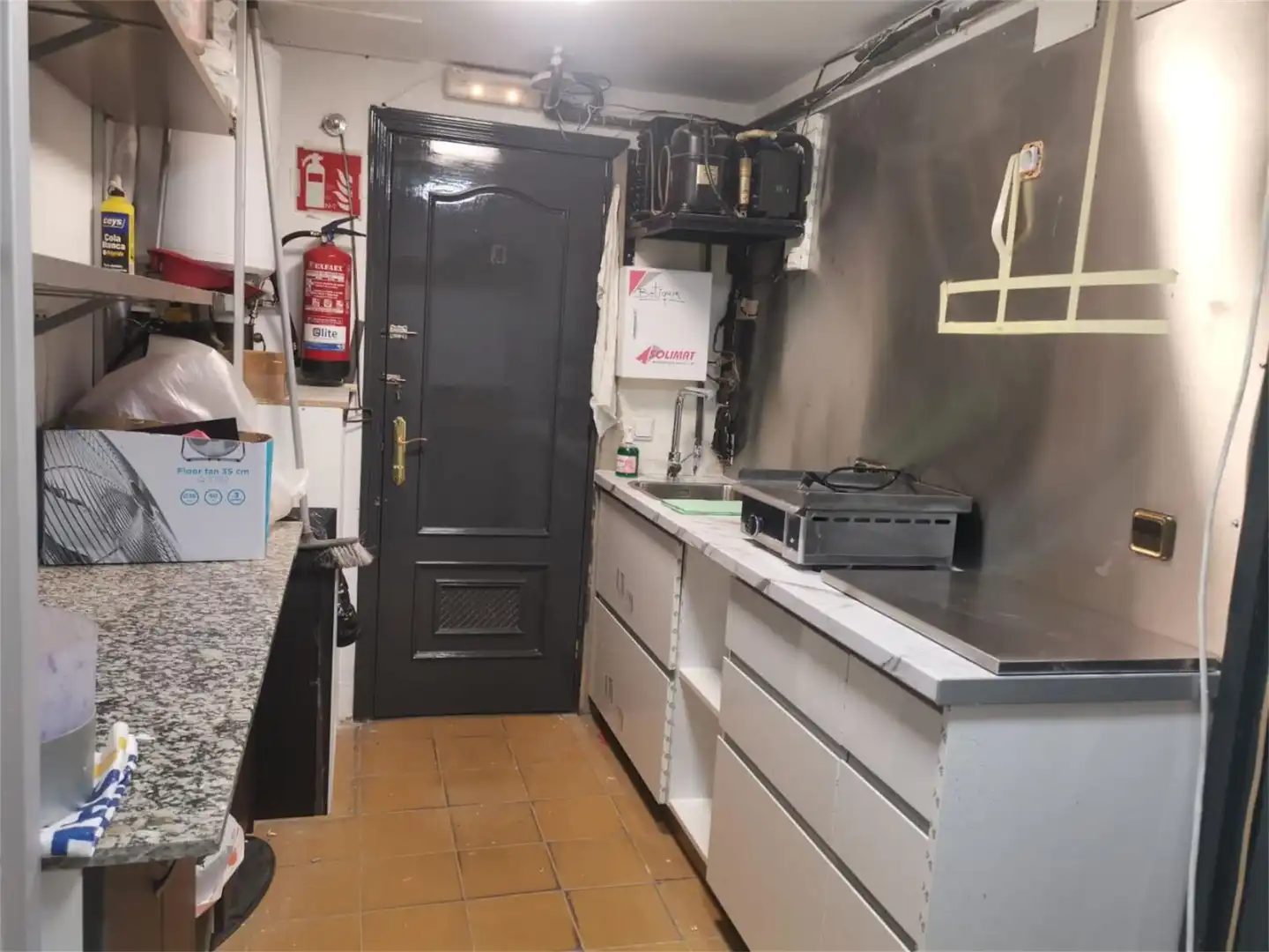 Cocina de Local de alquiler en Coslada con Aire acondicionado, Calefacción y Amueblado