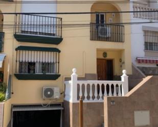 Vista exterior de Casa o xalet per a compartir en Málaga Capital amb Aire condicionat, Terrassa i Piscina