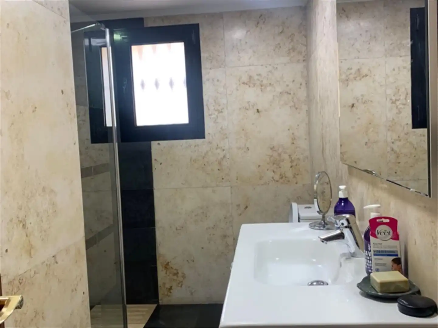 Bany de Casa o xalet per a compartir en Málaga amb Aire condicionat, Calefacció i Jardí privat
