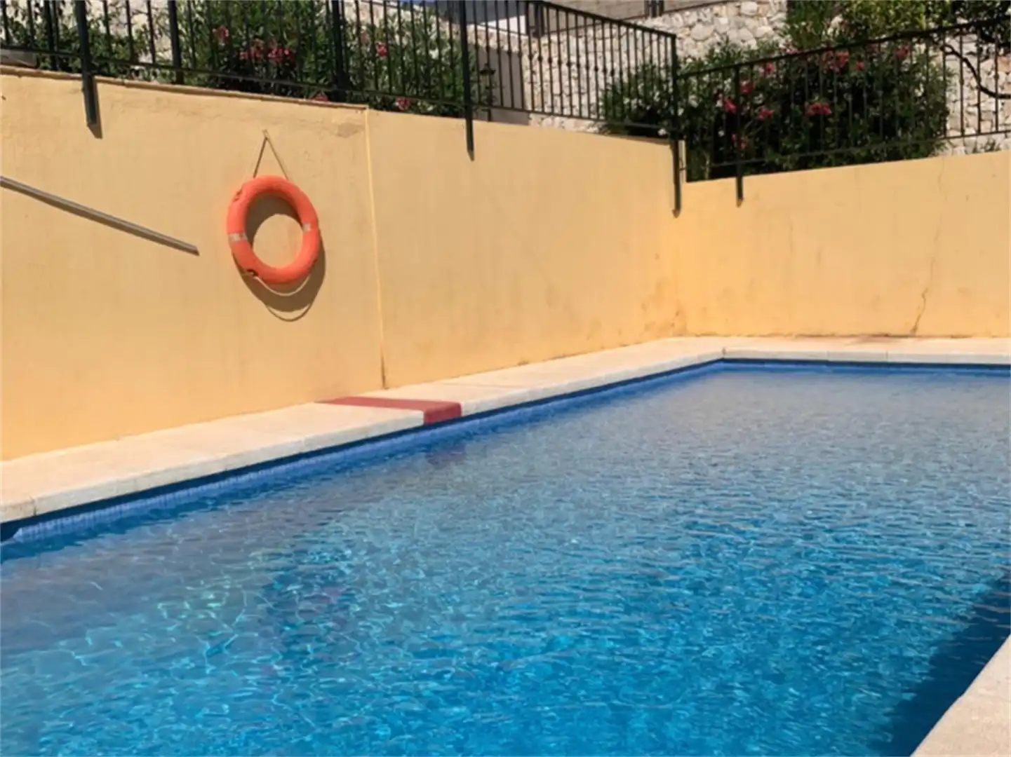 Piscina de Casa o xalet per a compartir en Málaga amb Aire condicionat, Calefacció i Jardí privat
