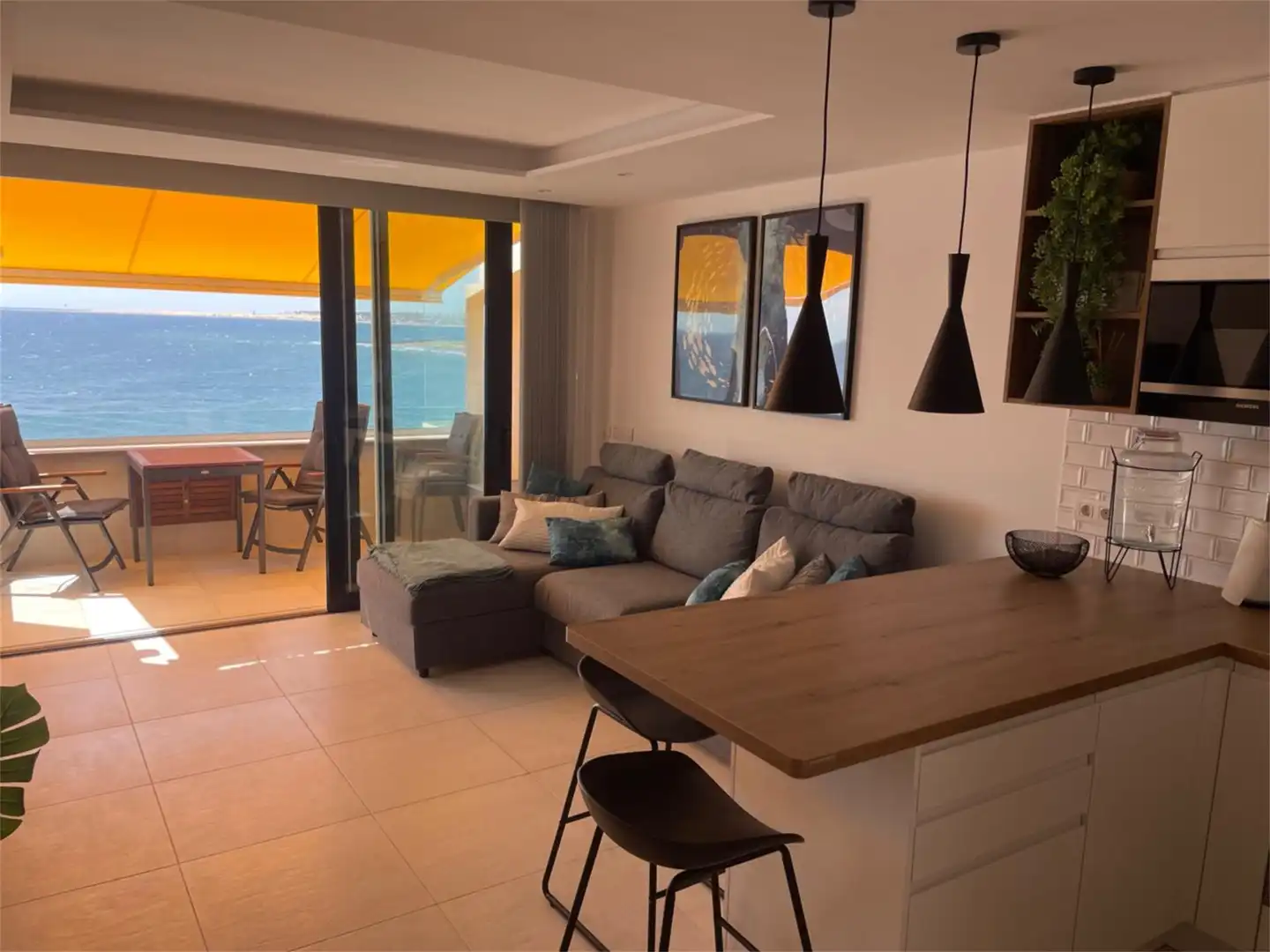 Wohnungen zur Miete in Paseo Costa Canaria, San Agustín - Bahía Feliz Wohnzimmer von Wohnungen zur Miete in San Bartolomé de Tirajana mit Terrasse und Möbliert