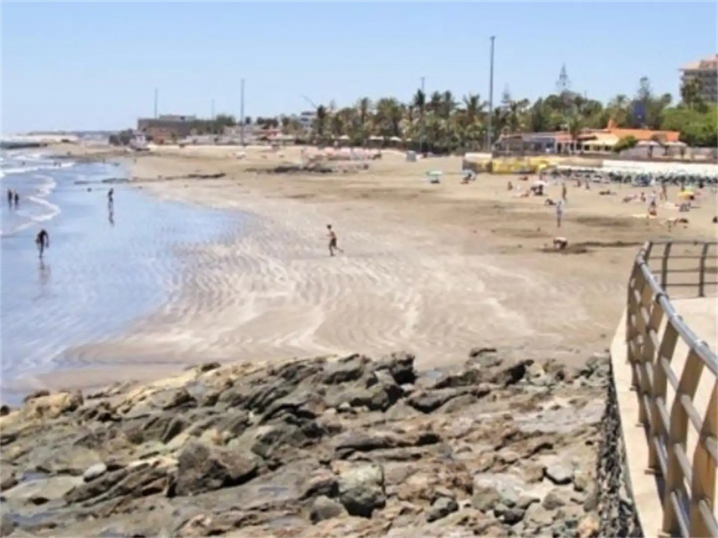 Wohnungen zur Miete in Paseo Costa Canaria, San Agustín - Bahía Feliz Außenansicht von Wohnungen zur Miete in San Bartolomé de Tirajana mit Terrasse und Möbliert