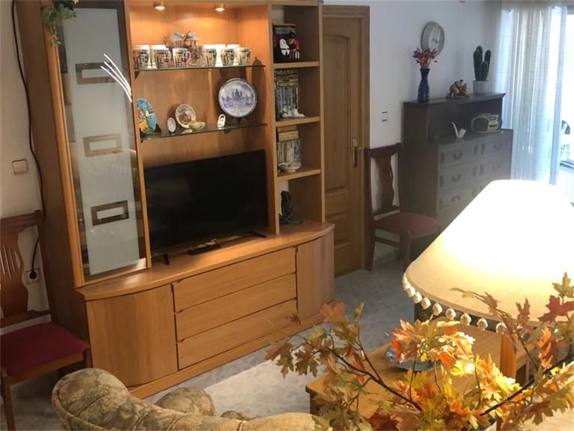 Sala d'estar de Pis en venda en Tavernes de la Valldigna amb Calefacció, Terrassa i Traster