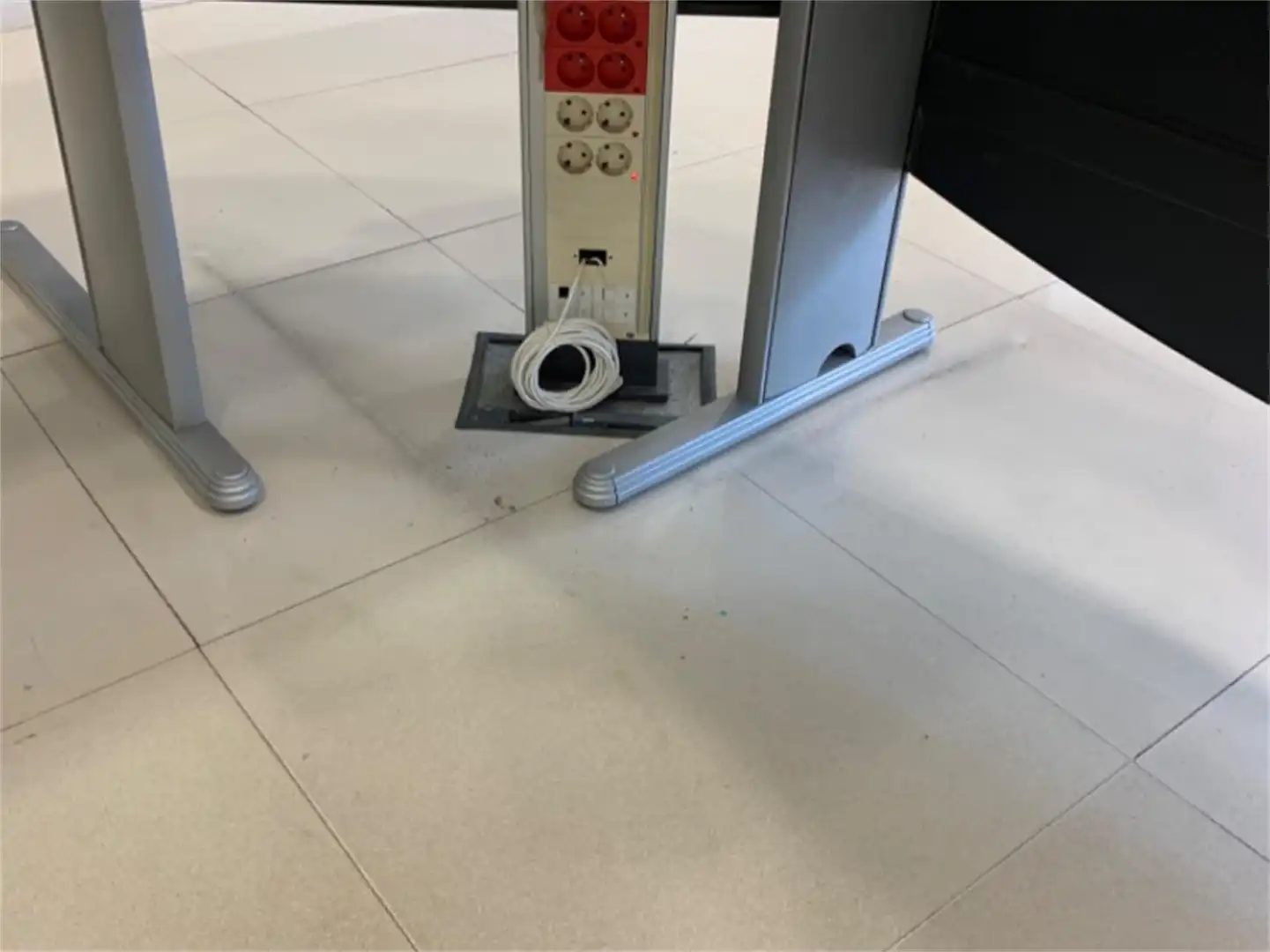Planta baja en venta en Avenida Ángel del Valle, 58, Aller Parking de Planta baja en venta en Aller con Aire acondicionado