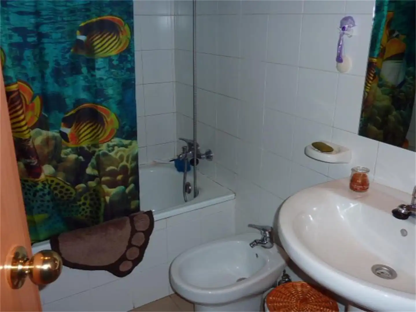 Bathroom of Duplexes for share in Segovia  with Heating and Furnished