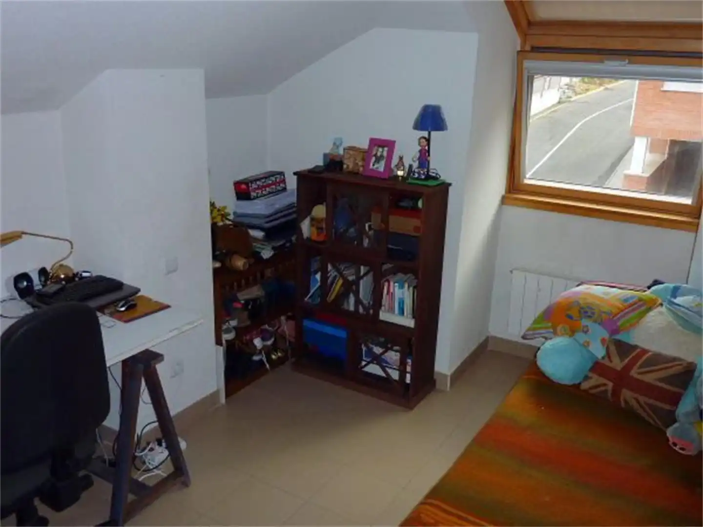 Bedroom of Duplexes for share in Segovia  with Heating and Furnished