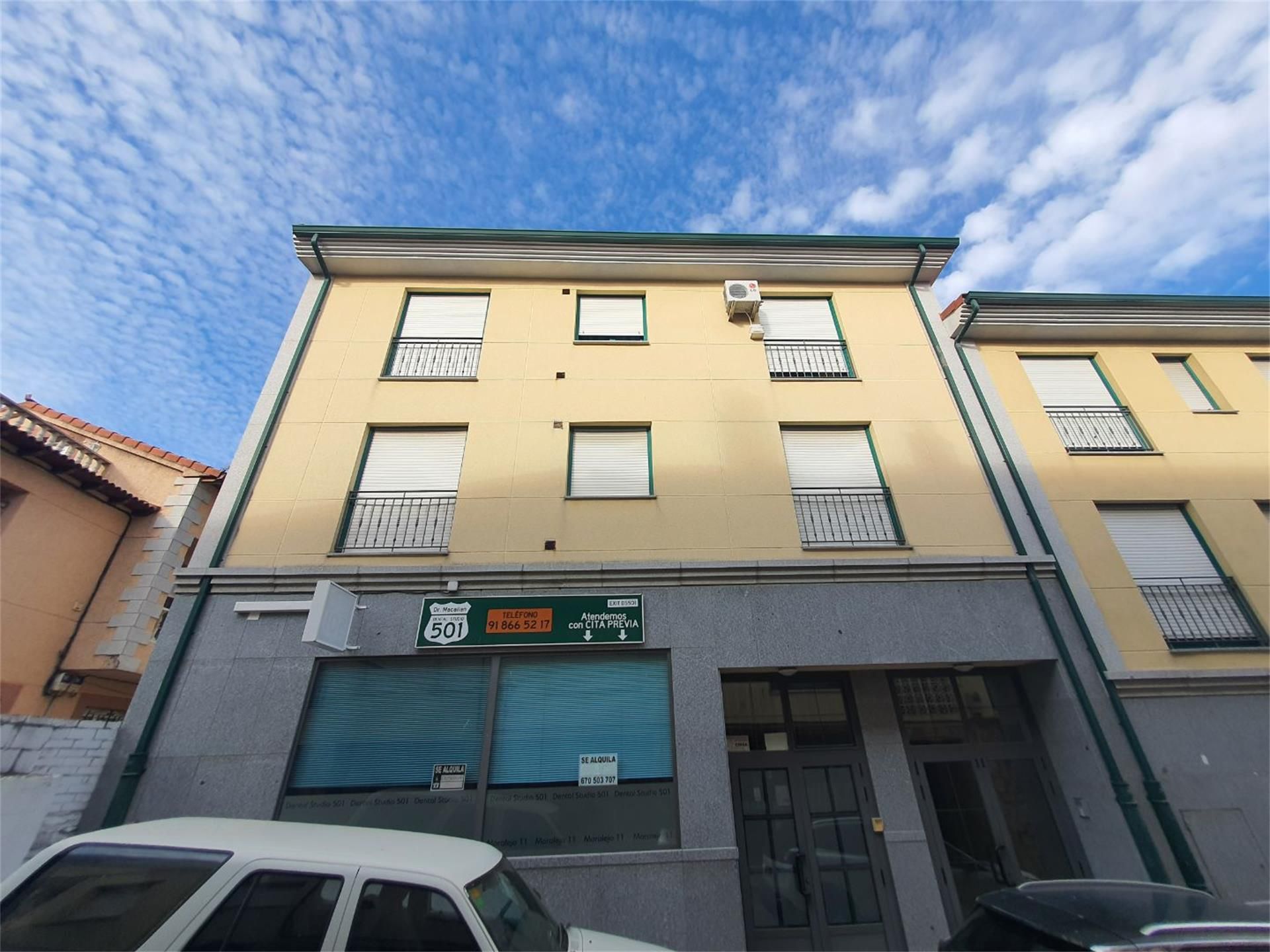 Exterior view of Planta baja to rent in Piedralaves