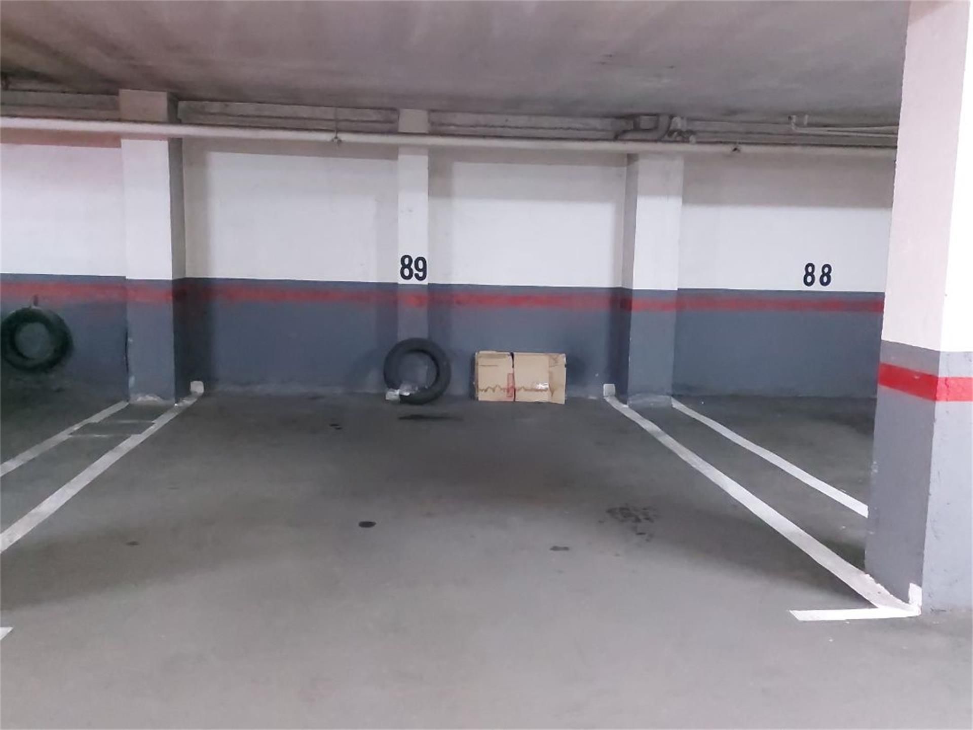 Parking of Garage to rent in Alcalá de Henares