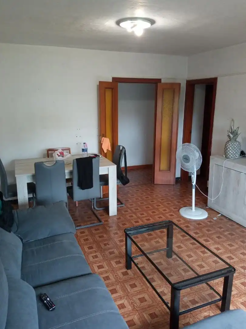 Habitación en Camps Blancs Sala de estar de Piso para compartir en Sant Boi de Llobregat con Aire acondicionado, Amueblado y Horno