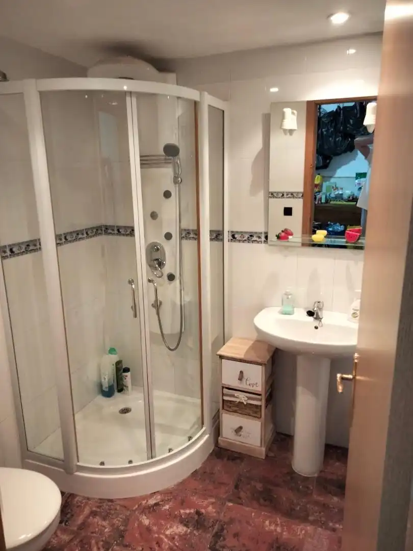 Badezimmer von Maisonette zum Verkauf in Almazora / Almassora mit Klimaanlage, Heizung und Terrasse