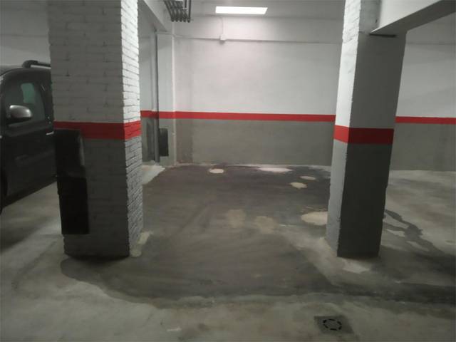 Garaje en Alquiler en Carrer de Montserrat de Casanovas, 215 en El Carmel