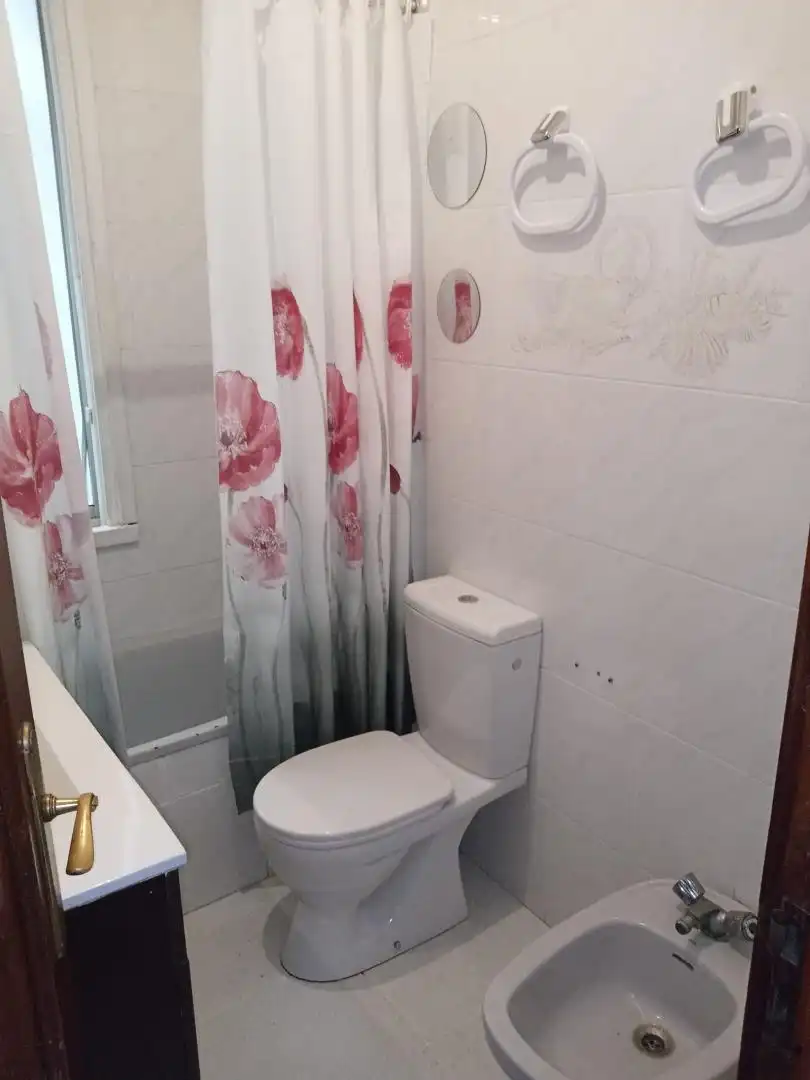 Piso en venta en Avenida de a Coruña, 224, Paradai Baño de Piso en venta en Lugo Capital