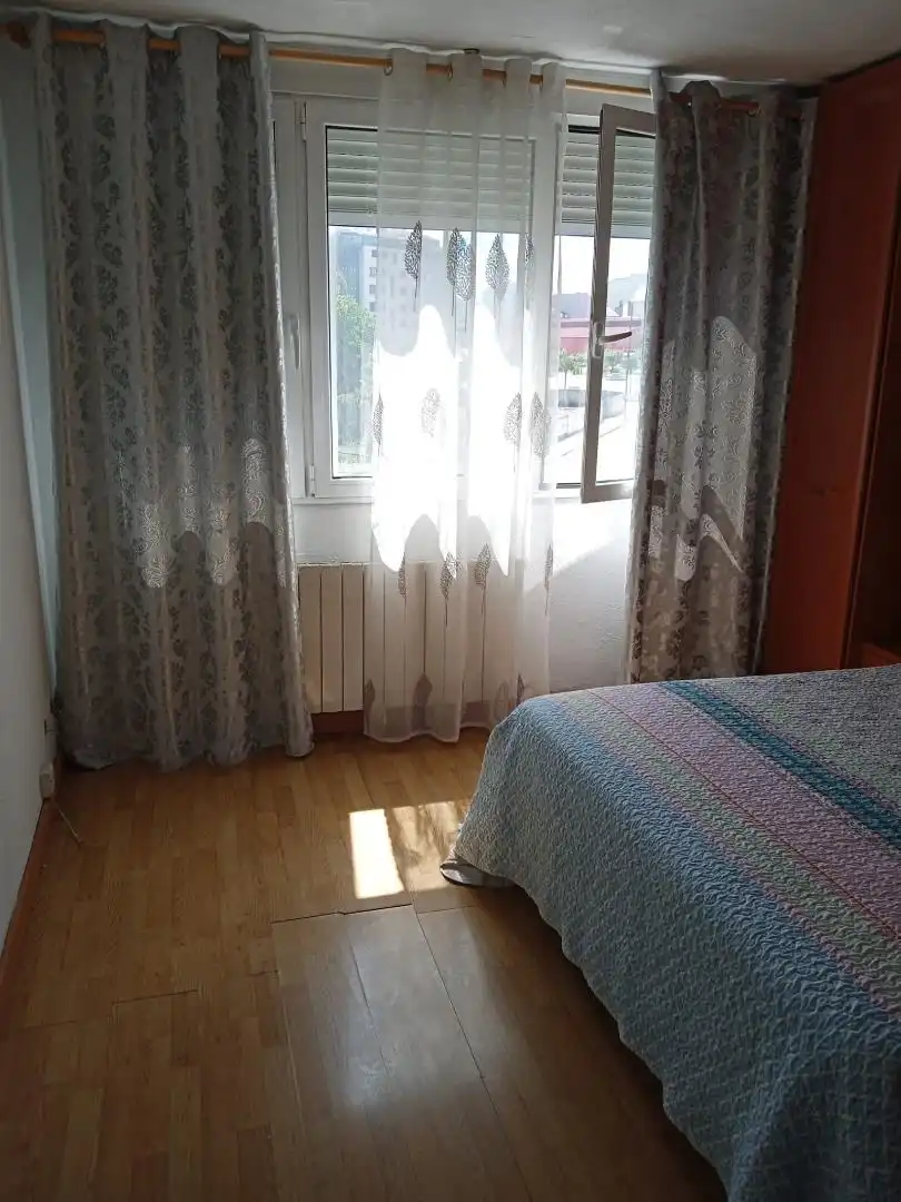 Piso en venta en Avenida de a Coruña, 224, Paradai Habitación de Piso en venta en Lugo Capital