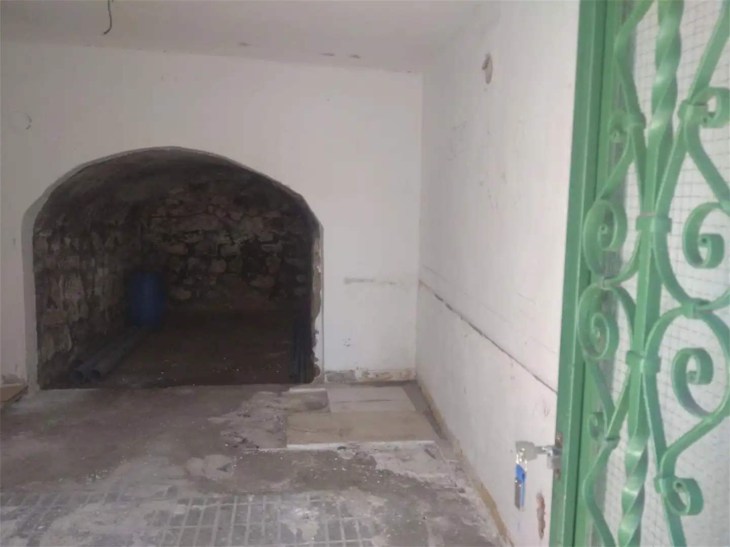Local en venda a Calle Pradillo, 7, Buniel Local en venda en Buniel amb Jardí privat