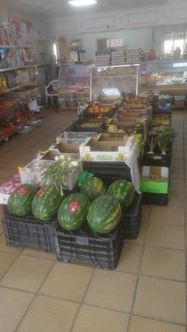 Local comercial en Alquiler en Avenida 28 de Febrero, 108 en Bollullos Par del Condado