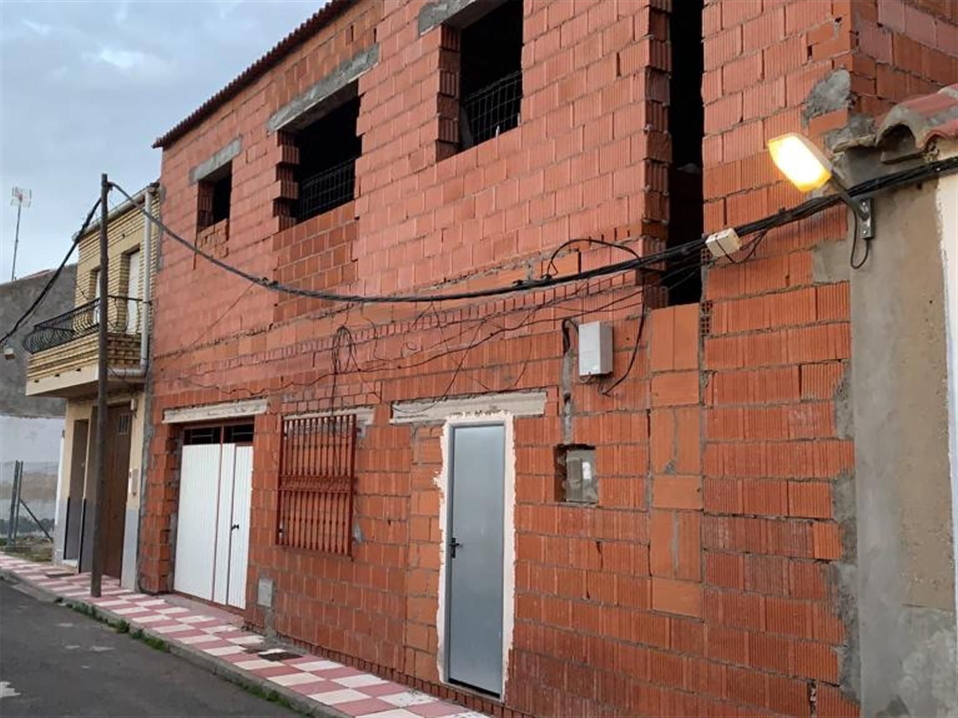 Exterior view of Single-family semi-detached for sale in Villamayor de Calatrava
