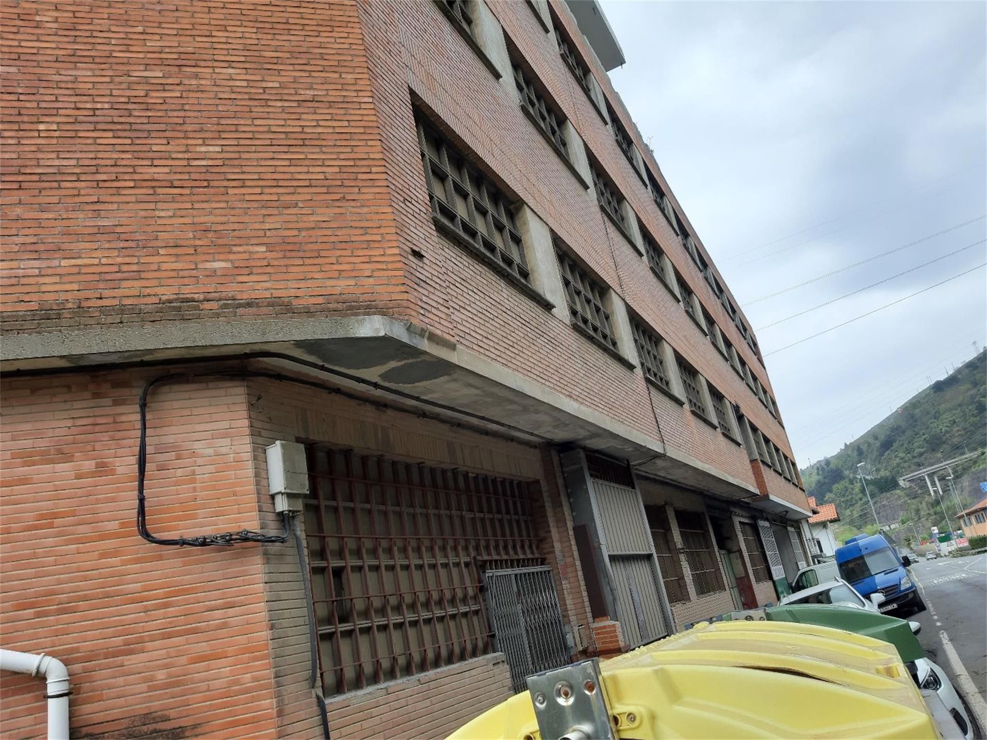 Exterior view of Industrial buildings for sale in Bilbao 