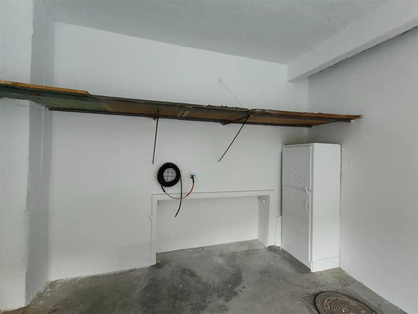 Garage zum Verkauf in Travesía Arbolantxa, Otxarkoaga Garage zum Verkauf in Bilbao