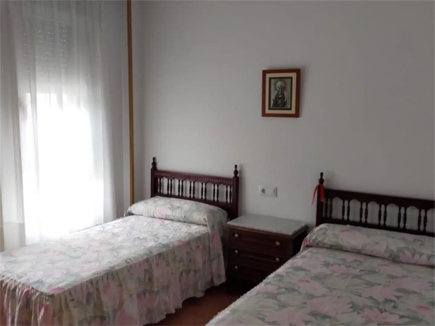Casa adosada en venda a Calle Blasco Ibáñez, 10, Castelló de Rugat Dormitori de Casa adosada en venda en Castelló de Rugat amb Aire condicionat i Terrassa
