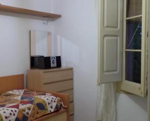 Bedroom of Flat to share in Torrelles de Llobregat