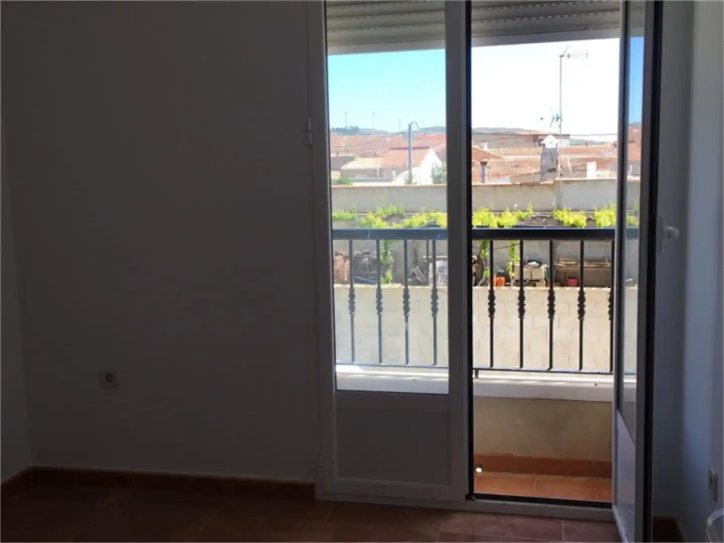 Casa adosada en venda a Calle Federico García Lorca, 17, Pozohondo Dormitori de Casa adosada en venda en Pozohondo amb Terrassa i Balcó