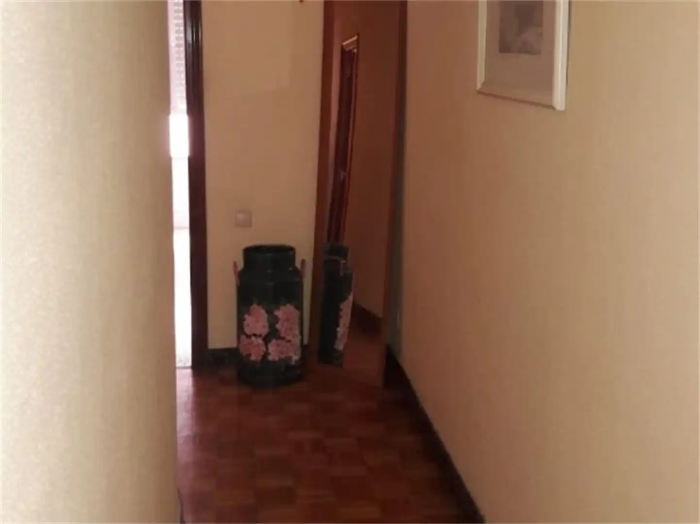 Flat for share in Vigo   with Parquet flooring, Terrace and Furnished