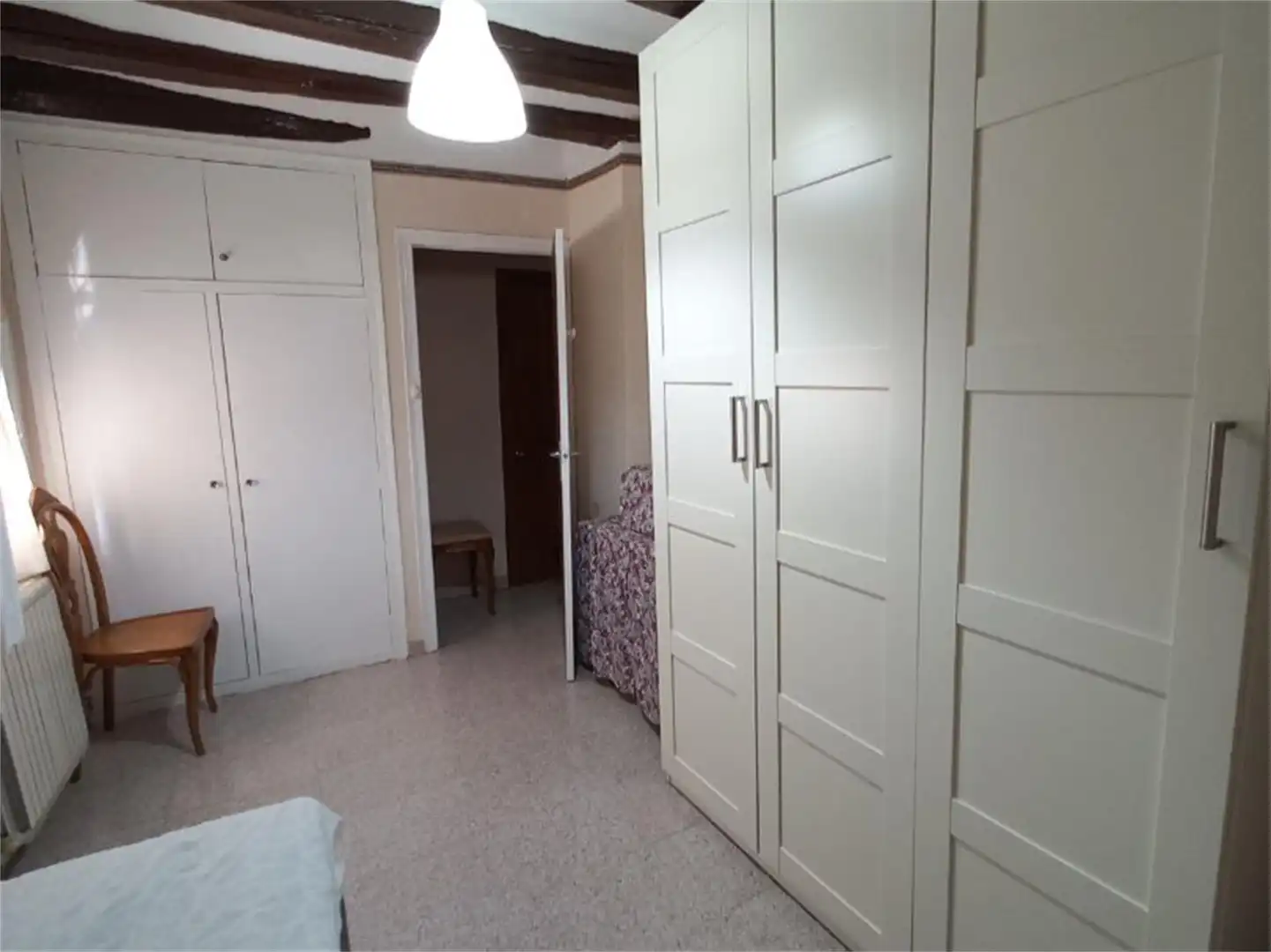Casa adosada en venta en Carrer del Forn, 17, Talarn Habitación de Casa adosada en venta en Talarn con Balcón