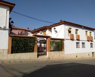 Vista exterior de Pis en venda en Guarromán amb Aire condicionat, Terrassa i Balcó