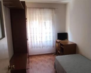 Bedroom of Flat to share in Gijón   with Furnished