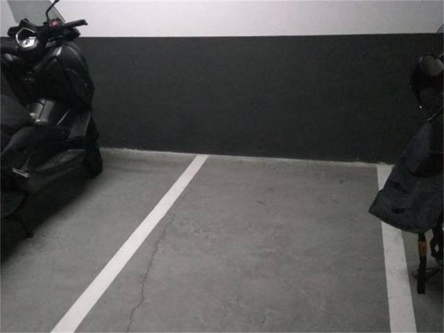 Garaje en Alquiler en Avenida de Francisco Javier Sáenz de Oiza, 152 en Valdebebas - Valdefuentes